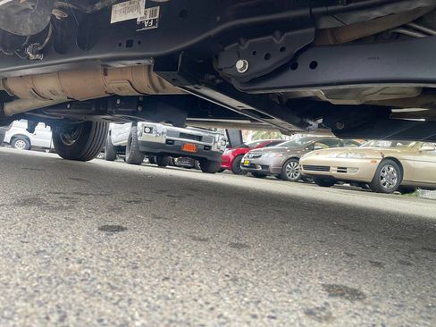 Used 2018 Ford F250 XLT image 23