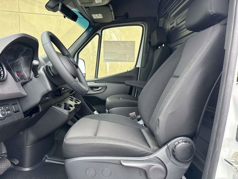 New 2026 Mercedes-Benz Sprinter 2500 image 7