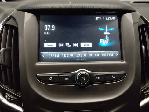 Used 2018 Chevrolet Cruze LT w/ Convenience Package FWD image 25