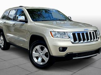 Used 2011 Jeep Grand Cherokee Limited w/ Trailer Tow Group IV video 2