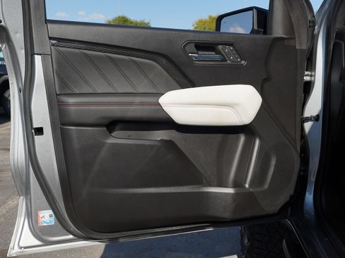 Used 2023 GMC Canyon AT4X AWD/4WD image 19