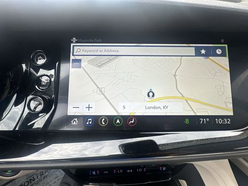 Used 2023 Buick Envision Avenir AWD/4WD image 24