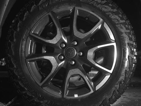Used 2025 Jeep Compass Trailhawk AWD/4WD image 14