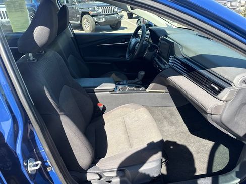 Used 2025 Toyota Camry LE FWD image 25