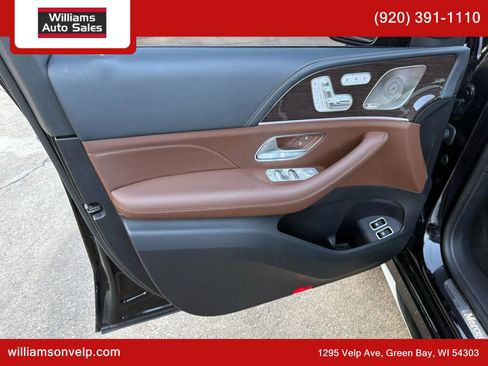 Used 2024 Mercedes-Benz GLE 450e 4MATIC w/ AMG Line Exterior image 12