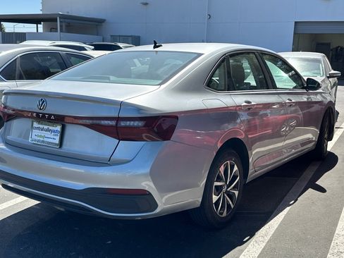 Used 2025 Volkswagen Jetta S FWD image 5