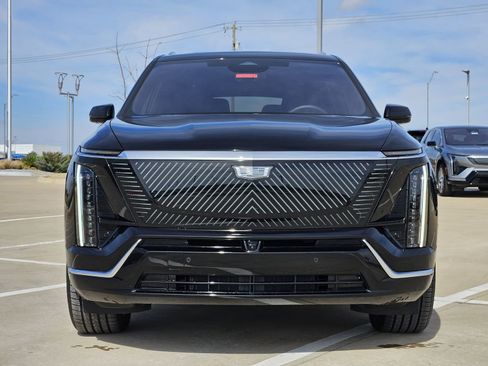 New 2026 Cadillac Vistiq Luxury image 6