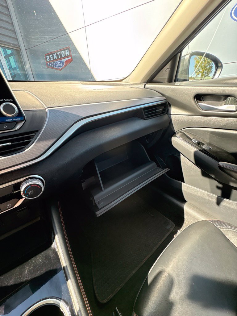 Used 2024 Nissan Altima 2.5 SR FWD image 22