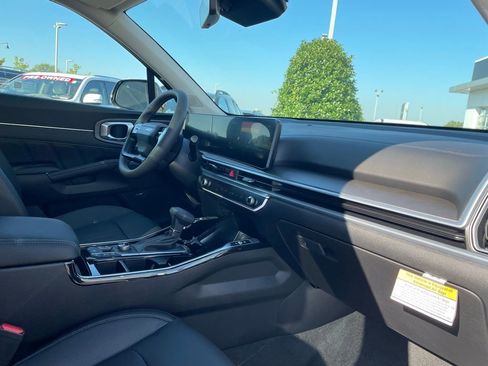 New 2026 Kia Sorento SX image 32