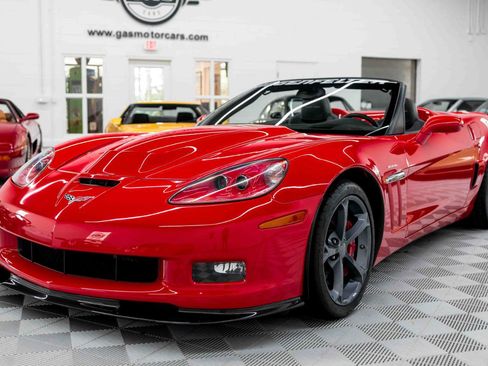 Used 2012 Chevrolet Corvette Grand Sport w/ 4LT Preferred Equipment Group image 3