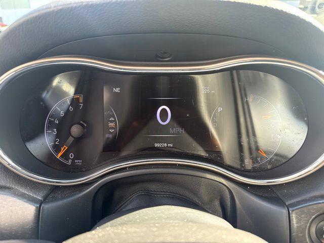 Used 2016 Jeep Grand Cherokee Limited AWD/4WD image 14