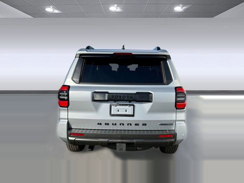 New 2026 Toyota 4Runner 4WD image 11