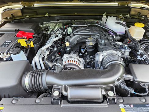 New 2025 Jeep Gladiator Willys image 10