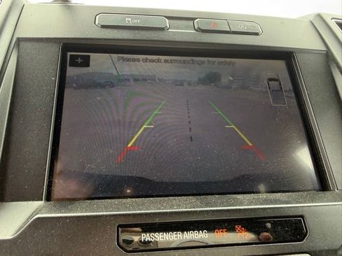 Used 2018 Ford F150 XLT w/ Equipment Group 302A Luxury AWD/4WD image 3
