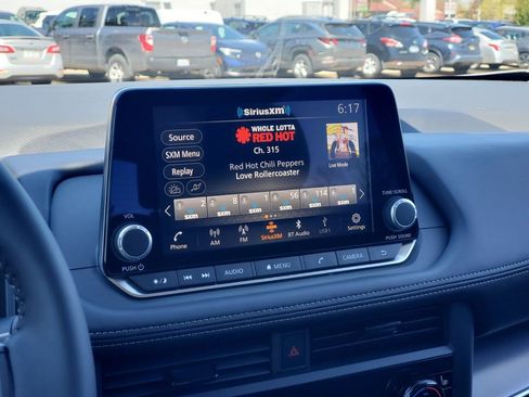 New 2026 Nissan Rogue SV AWD/4WD image 25