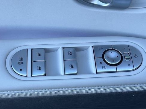 Certified 2023 Hyundai Ioniq 5 SEL w/ Cargo Package image 15