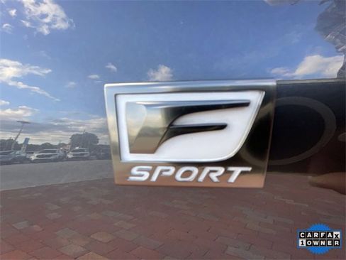 Used 2023 Lexus ES 300h F Sport image 11