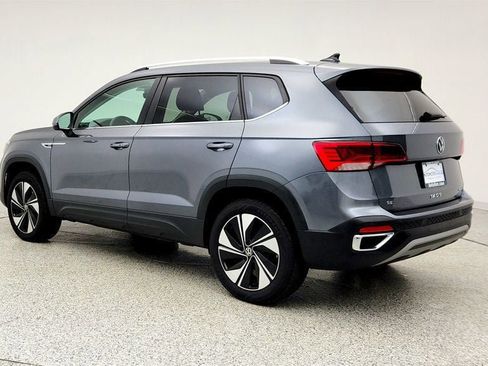 Used 2024 Volkswagen Taos SE image 7