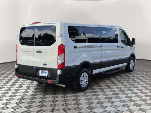 Certified 2022 Ford Transit 350 XLT RWD image 4