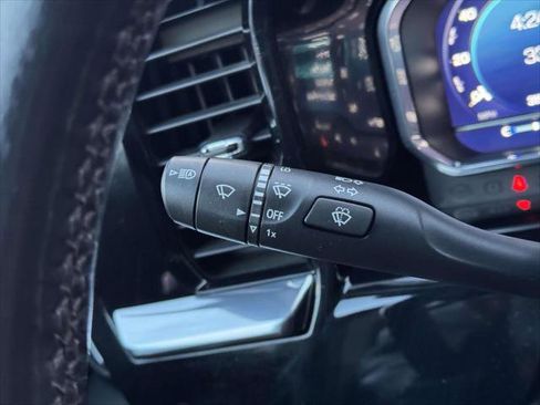 Used 2022 Chevrolet Silverado 1500 LT w/ Convenience Package II image 19