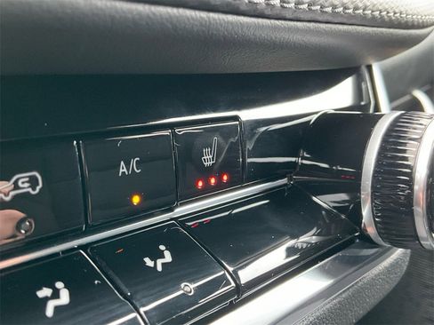 New 2026 Chevrolet Equinox LT w/ LPO, Floor Liner Package image 25