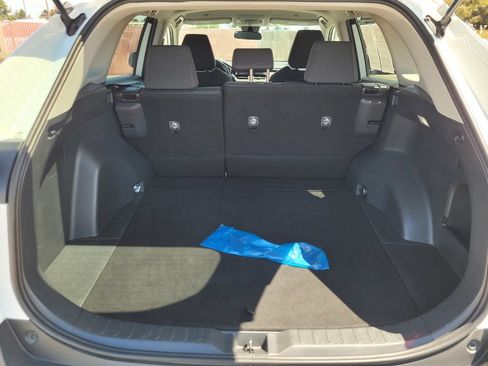 Used 2024 Toyota RAV4 LE FWD image 10