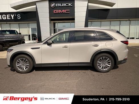 Used 2024 MAZDA CX-90 3.3 Turbo w/ Preferred Plus image 2