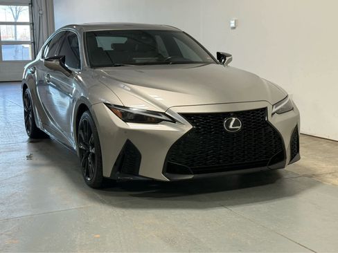 Used 2022 Lexus IS 350 F Sport w/ Navigation Package image 5