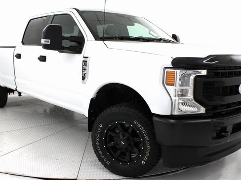 Used 2022 Ford F350 XL w/ Power Equipment Group image 1