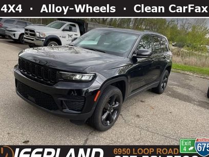 Used 2024 Jeep Grand Cherokee Altitude