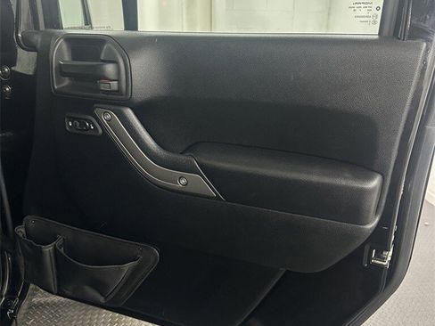 Used 2017 Jeep Wrangler Unlimited Sport w/ Quick Order Package 24S image 28