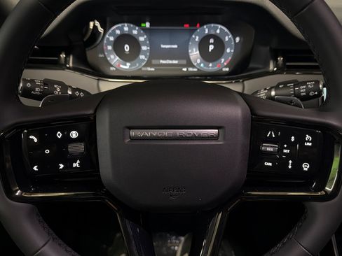 New 2026 Land Rover Range Rover Evoque S AWD/4WD image 11
