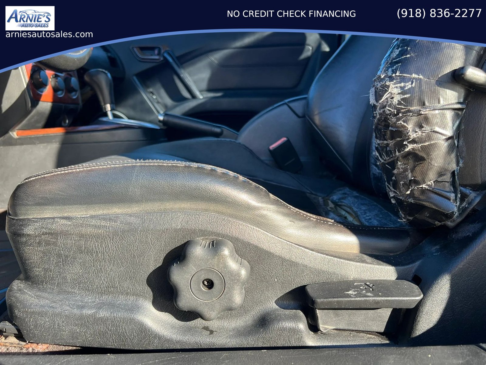 Used 2003 Hyundai Tiburon GT FWD image 15
