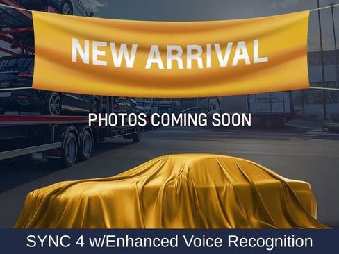 Used 2021 Lincoln Nautilus FWD image 2