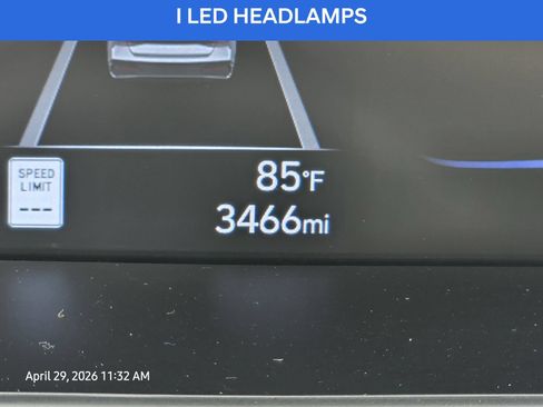 Certified 2025 Hyundai Elantra Sport FWD image 30