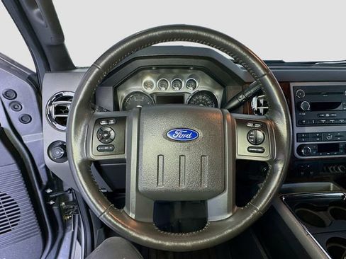 Used 2012 Ford F350 Lariat w/ Lariat Interior Pkg image 9