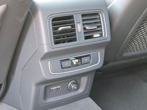 Used 2025 Audi Q5 2.0T Premium Plus image 26