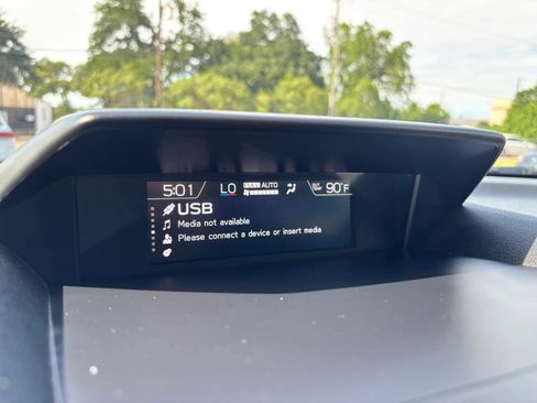 Used 2023 Subaru Crosstrek 2.5i Limited AWD/4WD image 48