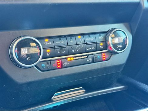 Certified 2021 Ford Expedition Limited image 14