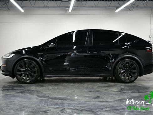 Used 2022 Tesla Model X Plaid AWD/4WD image 4