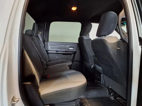 Used 2021 RAM 2500 Big Horn w/ Level 1 Equipment Group AWD/4WD image 10