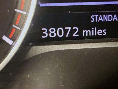 Used 2025 Nissan Pathfinder SV FWD image 19