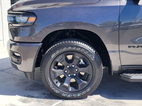 New 2026 RAM 1500 Express AWD/4WD image 8