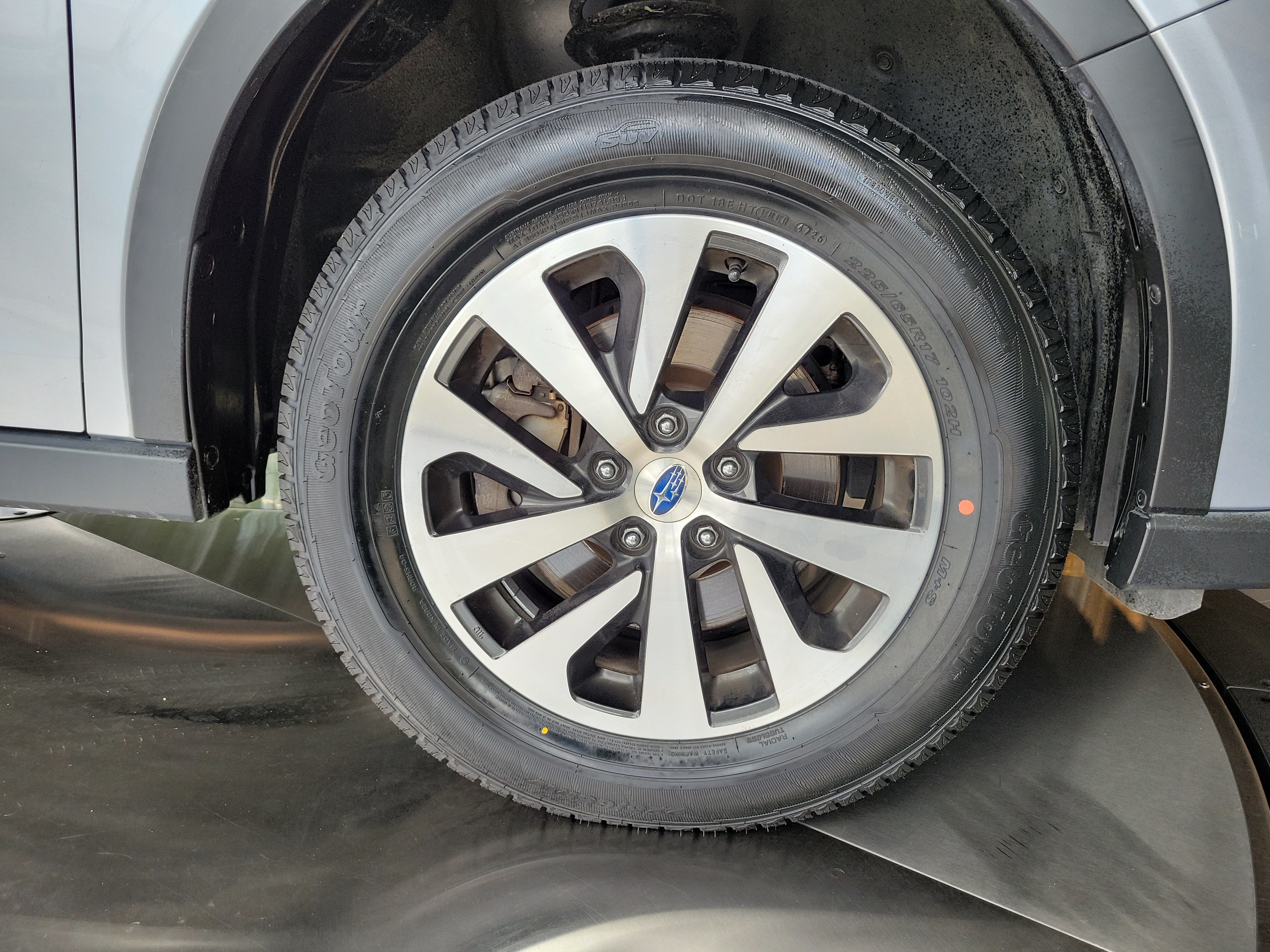 Used 2022 Subaru Outback Premium AWD/4WD image 6