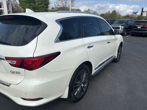 Used 2018 INFINITI QX60 AWD w/ Premium Plus Package image 8