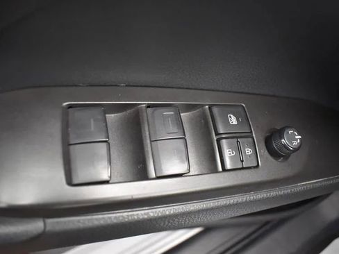 Used 2023 Toyota Camry SE FWD image 20