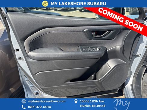 Used 2025 Subaru Forester Premium image 8