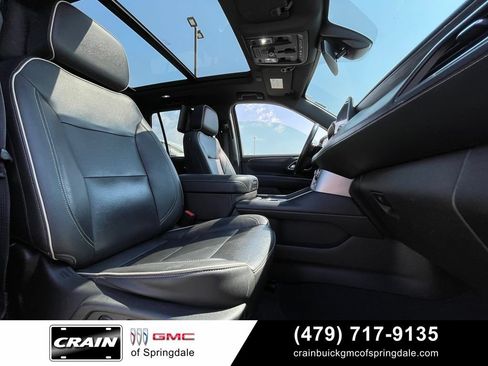Used 2021 GMC Yukon SLT w/ SLT Premium Package AWD/4WD image 31