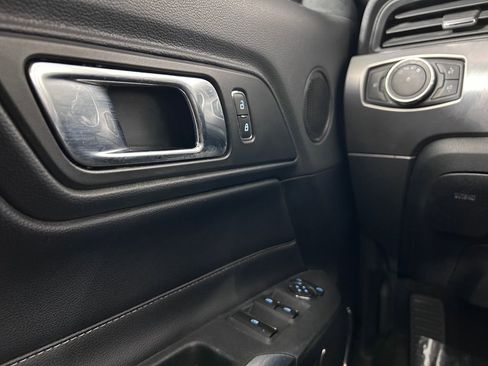Used 2019 Ford Mustang Premium RWD image 22