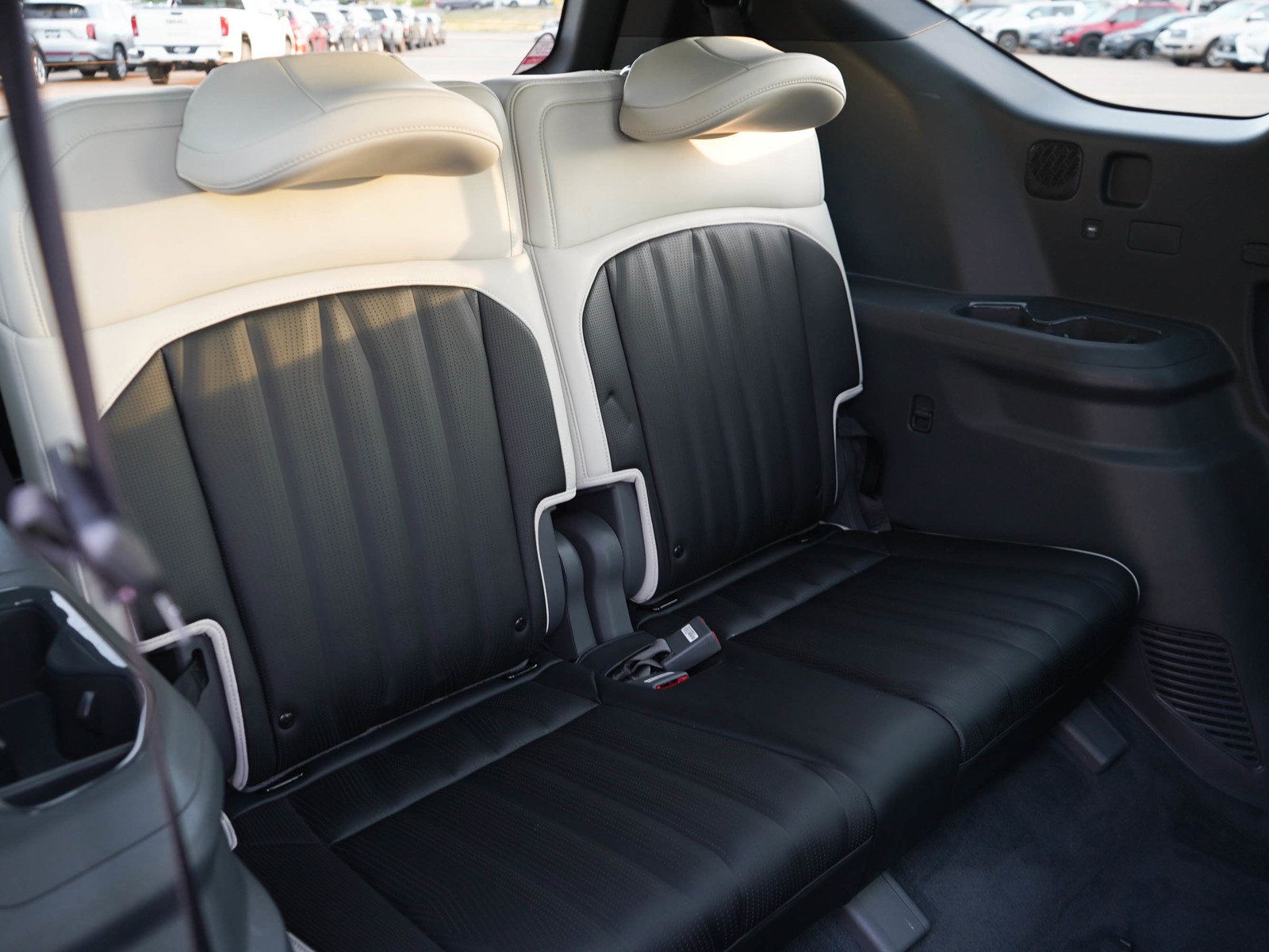 Used 2024 Kia EV9 GT-Line AWD/4WD image 16